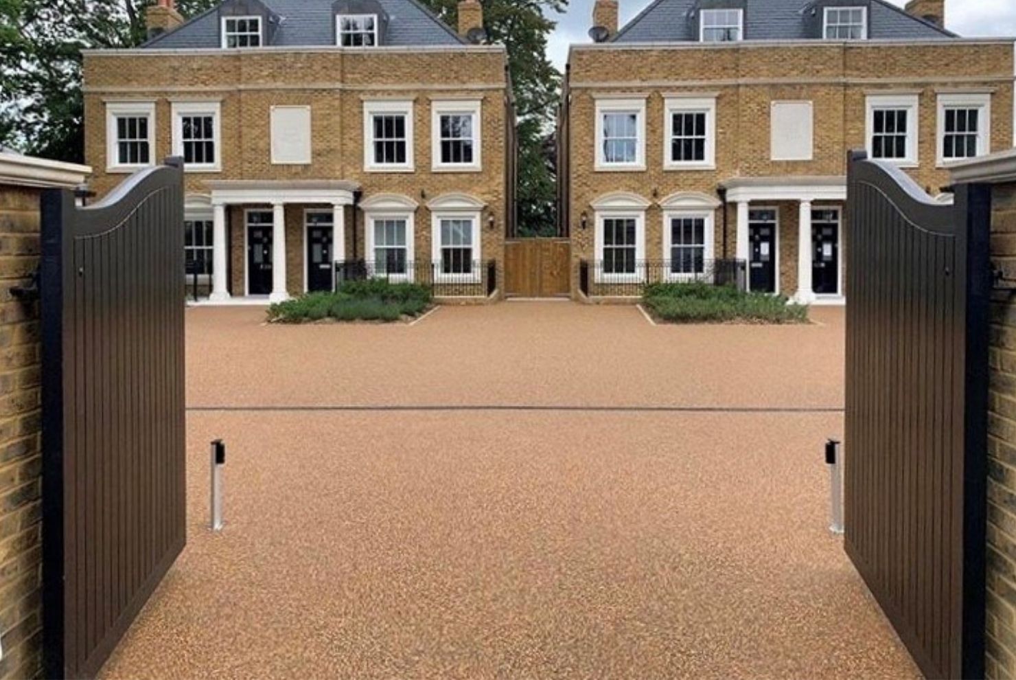 Large Resin Bound Surfacing Driveway